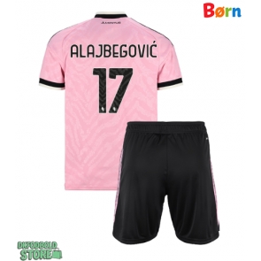 Juventus Kerim Alajbegovic #17 Replika Babytøj Udebanesæt Børn 2026-27 Kortærmet (+ Korte bukser)